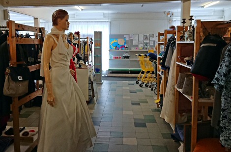 Mannekiini kirppiksellä.