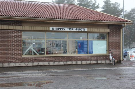Kuvassa Itsepalvelukirpputori Tori-Puoti.