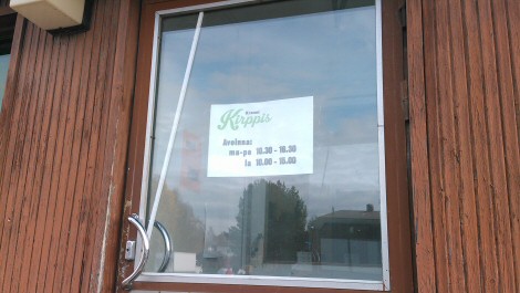 Kuvassa Kranni Kirppiksen julkisivu.